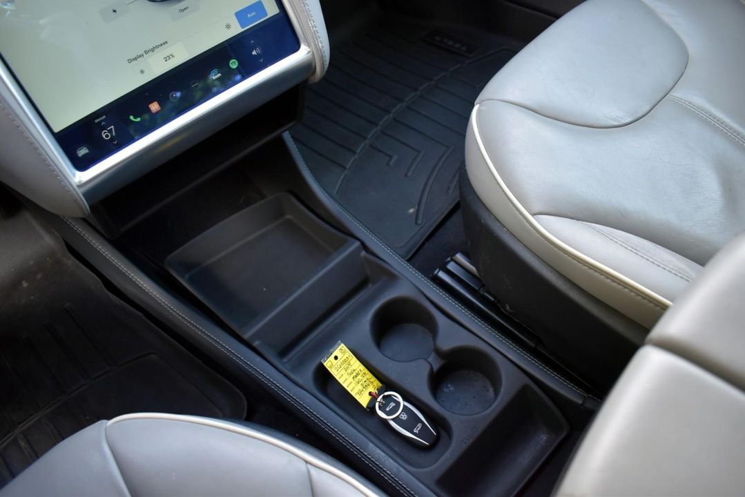 2014 Tesla Model S