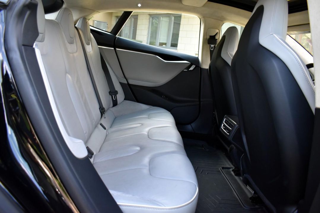 2014 Tesla Model S