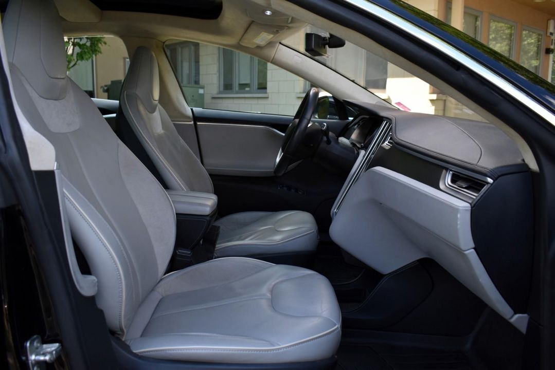 2014 Tesla Model S