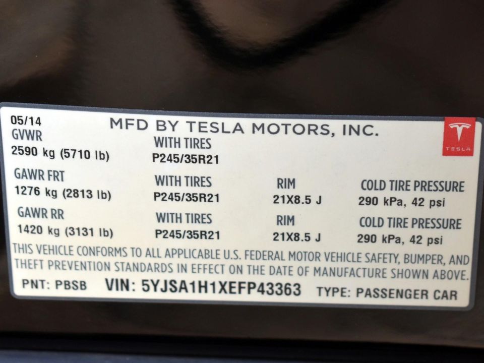 2014 Tesla Model S
