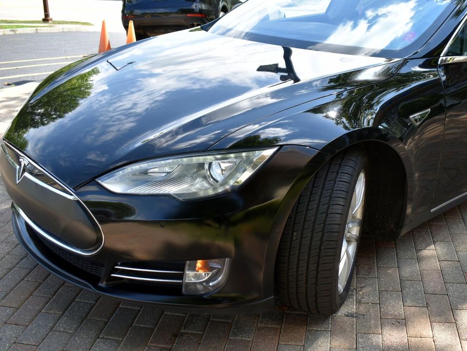 2014 Tesla Model S