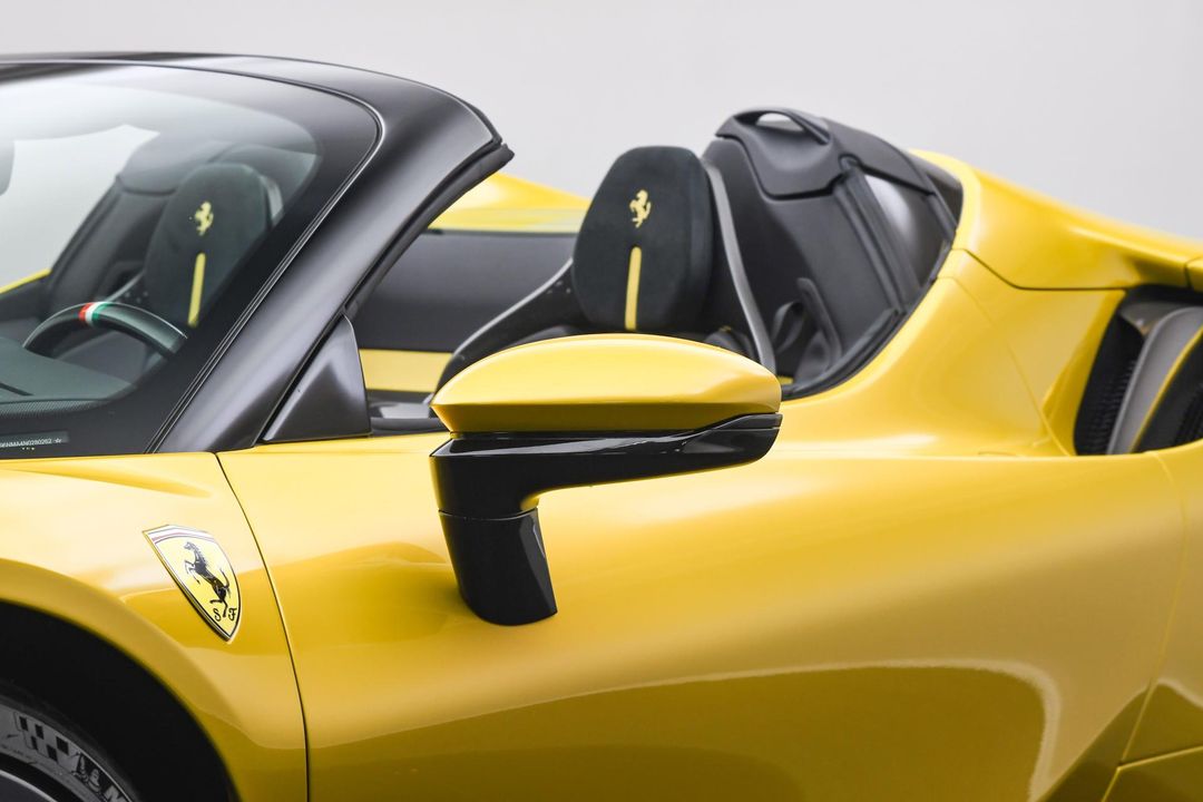 2022 Ferrari SF90 Spider