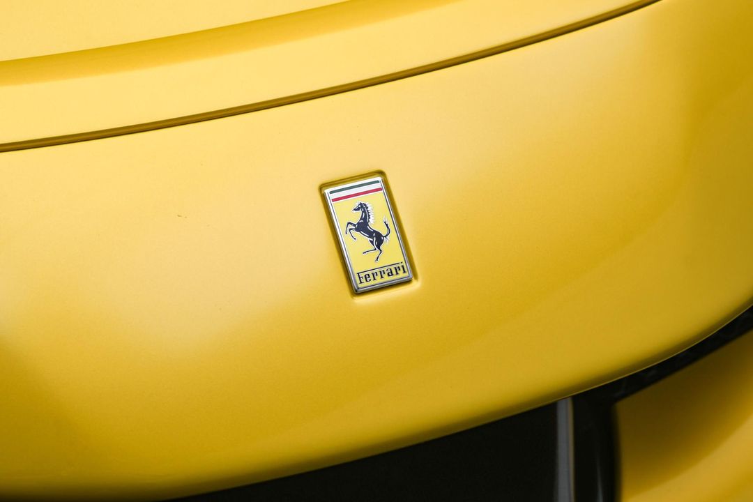 2022 Ferrari SF90 Spider