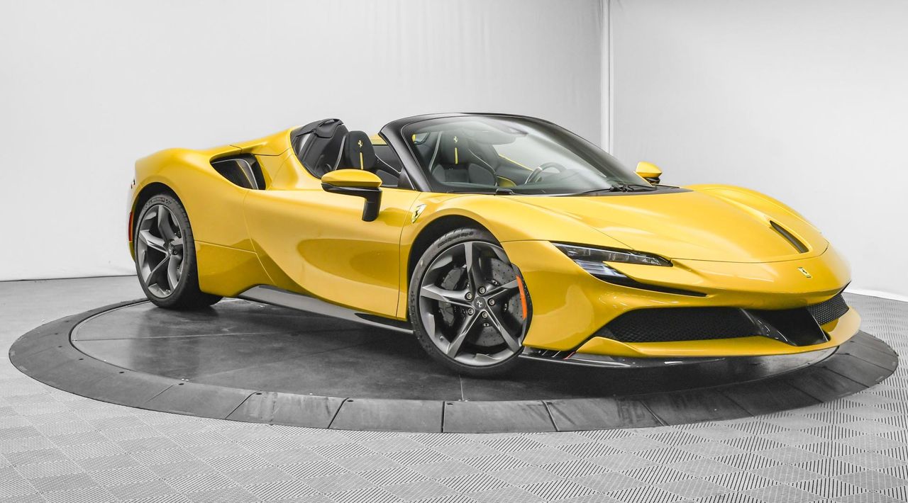 2022 Ferrari SF90 Spider