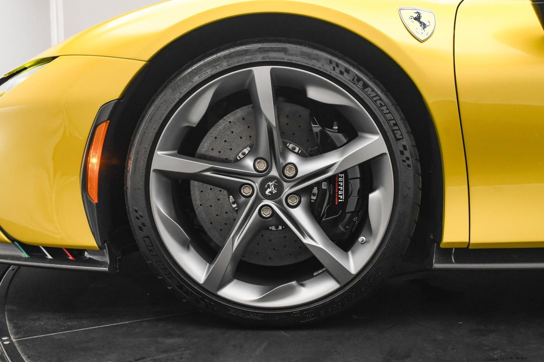 2022 Ferrari SF90 Spider