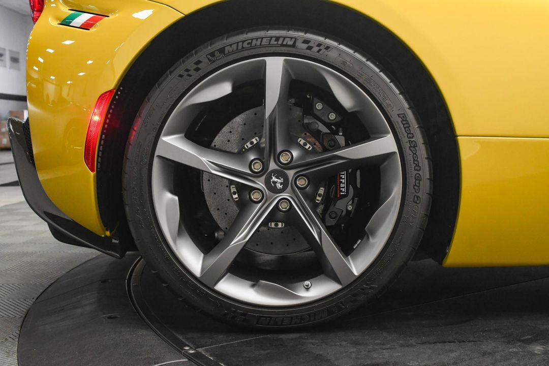 2022 Ferrari SF90 Spider