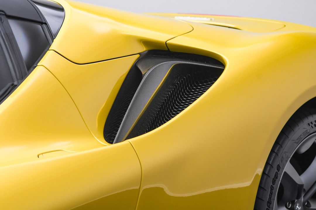 2022 Ferrari SF90 Spider