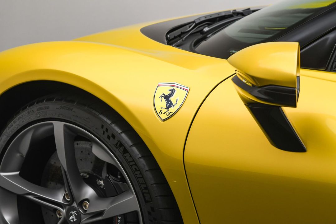 2022 Ferrari SF90 Spider