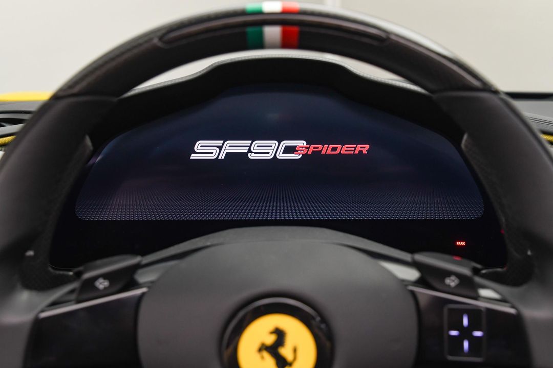 2022 Ferrari SF90 Spider
