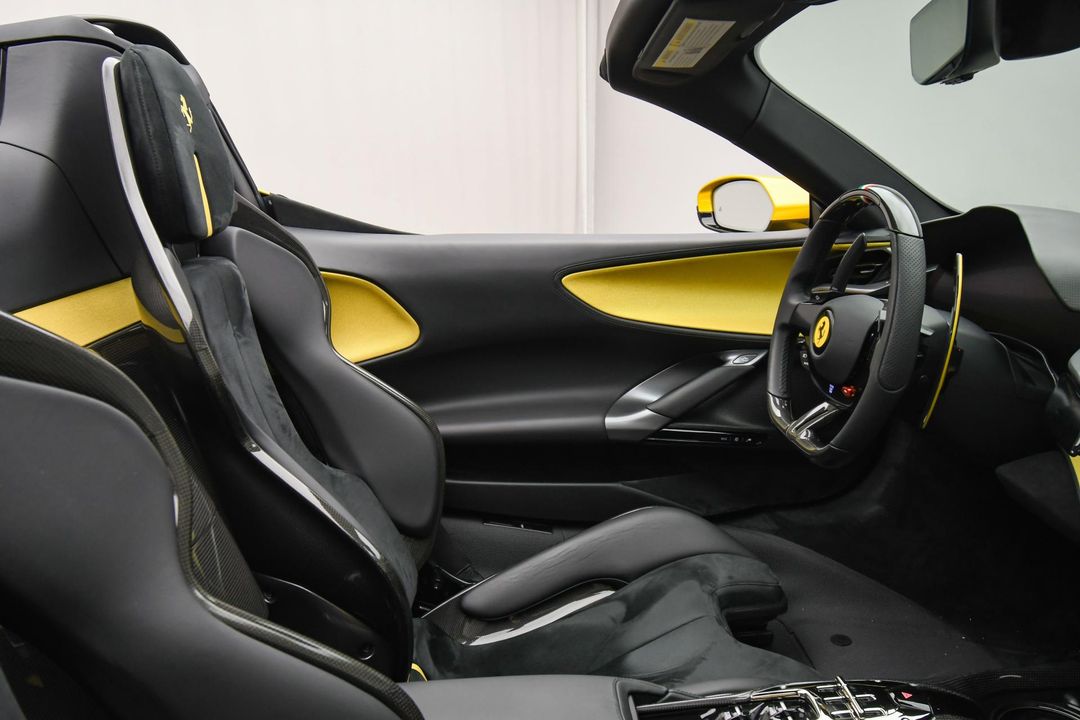 2022 Ferrari SF90 Spider