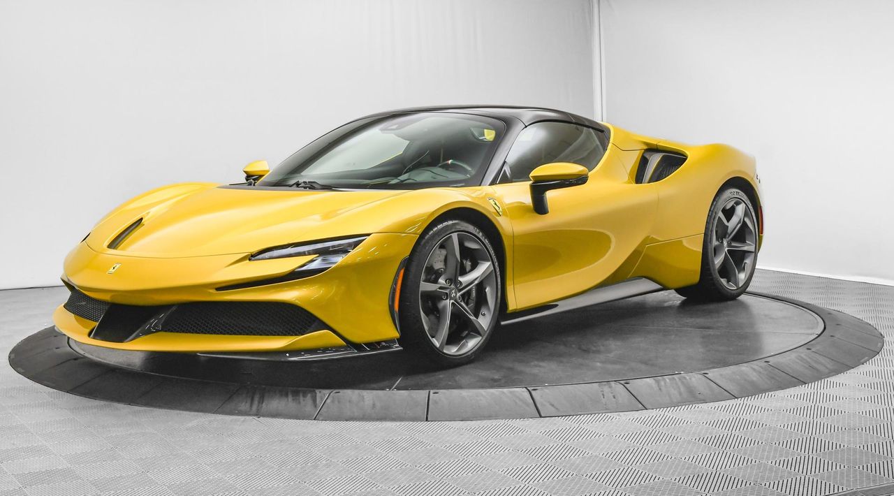 2022 Ferrari SF90 Spider