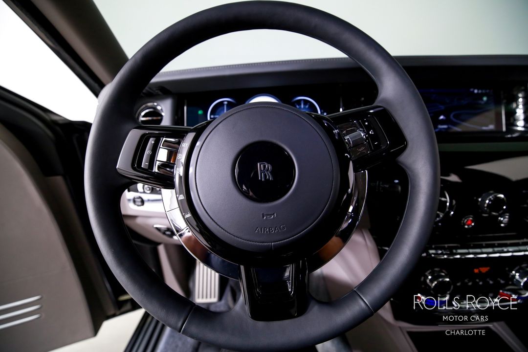 2025 Rolls-Royce Phantom