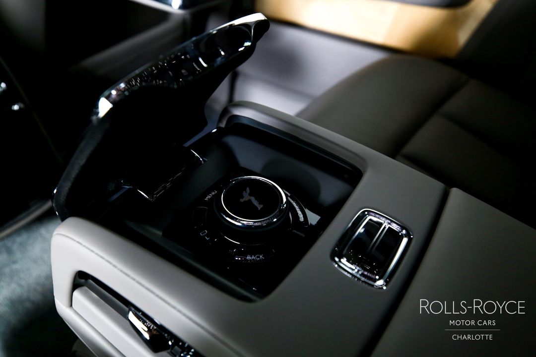 2025 Rolls-Royce Phantom