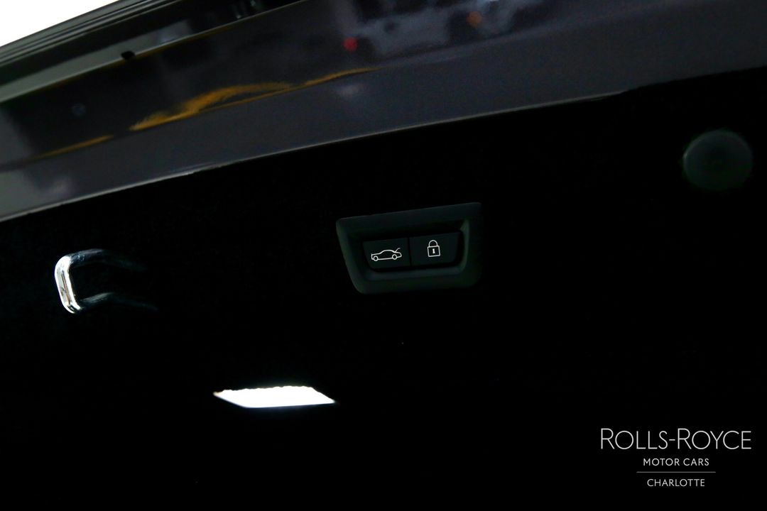 2025 Rolls-Royce Phantom