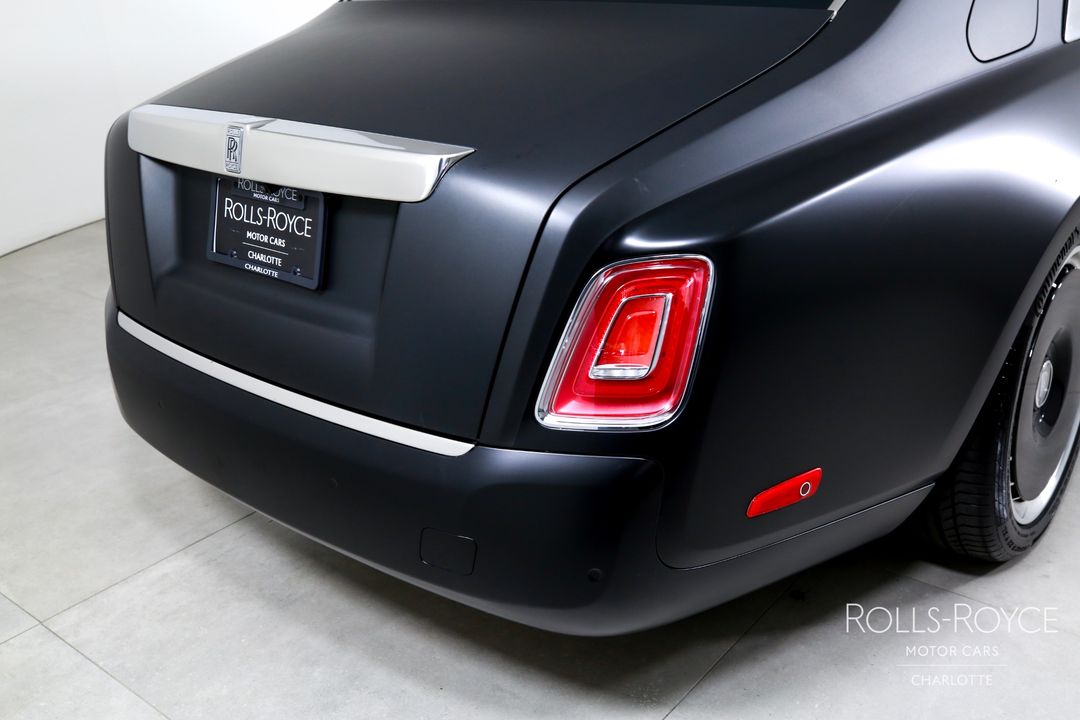 2025 Rolls-Royce Phantom
