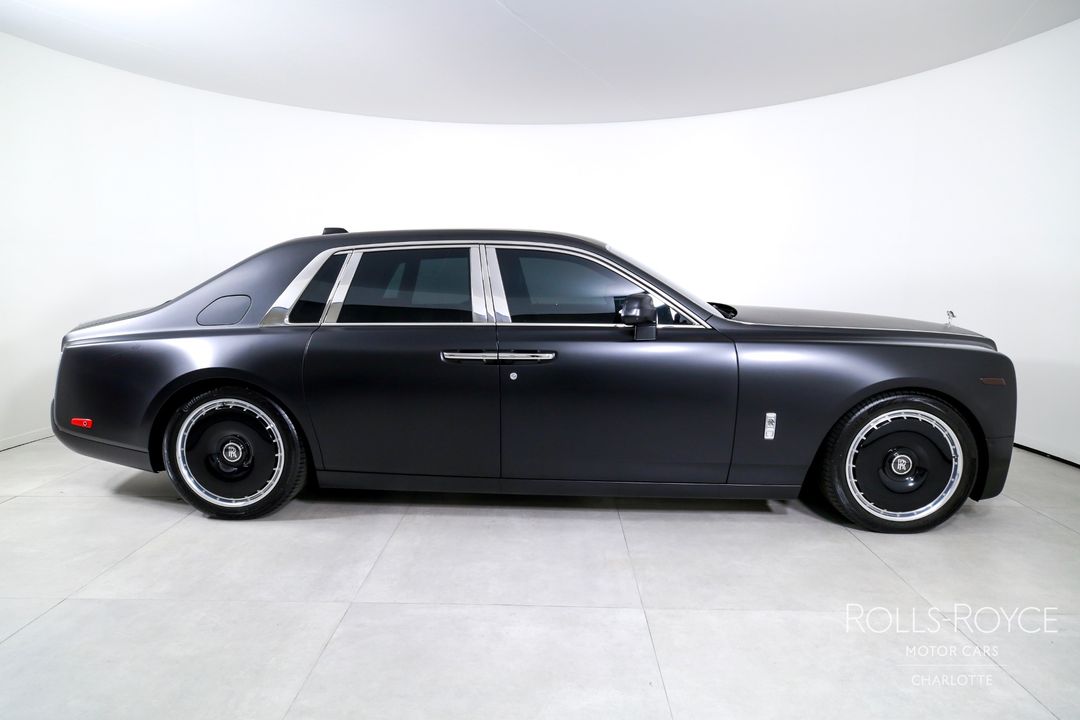 2025 Rolls-Royce Phantom