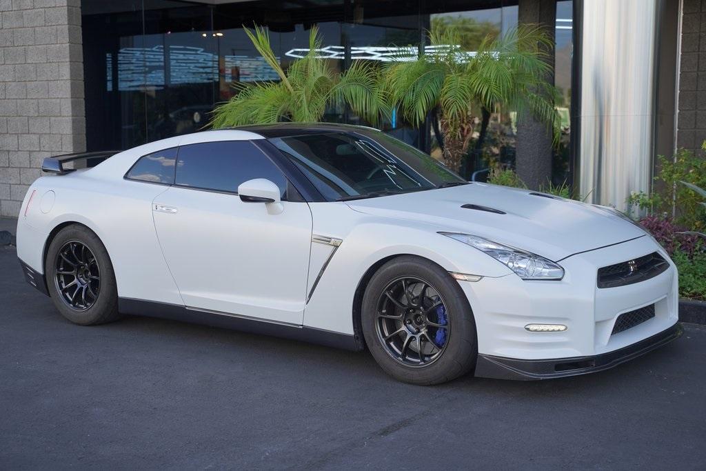 2014 Nissan GT-R