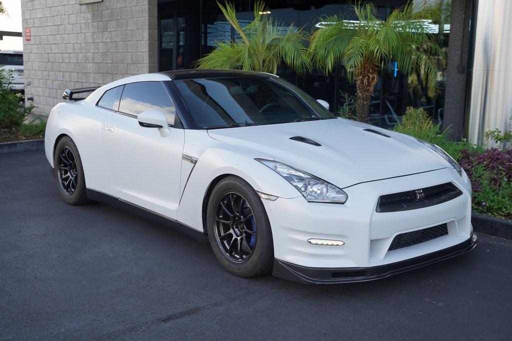 2014 Nissan GT-R