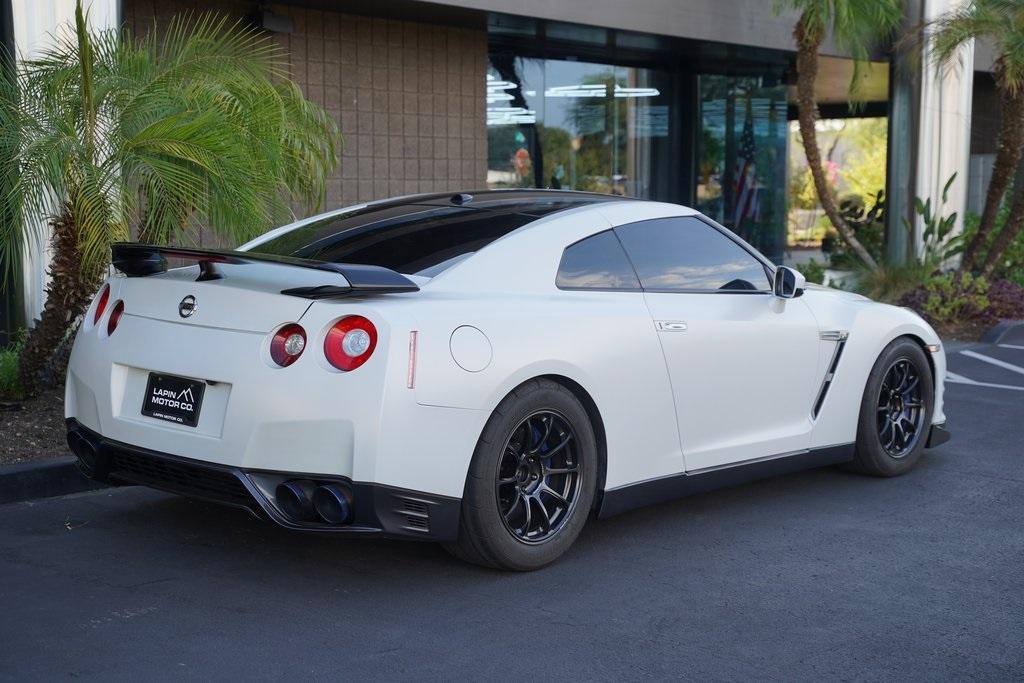 2014 Nissan GT-R