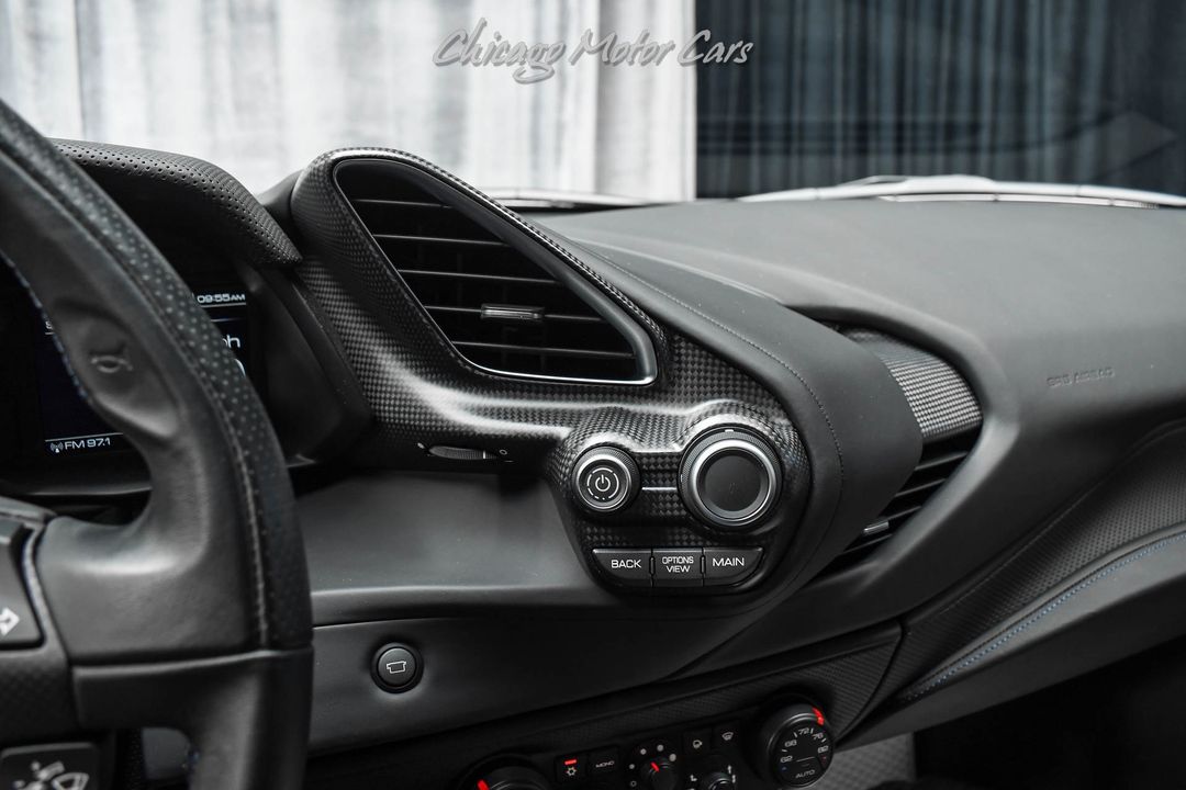 2020 Ferrari 488 Pista
