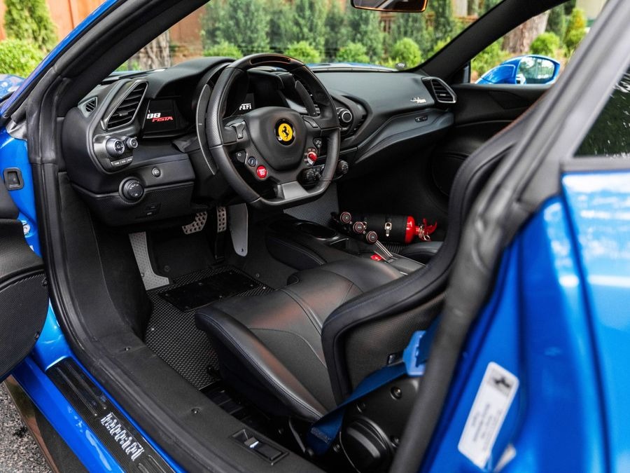 2020 Ferrari 488 Pista