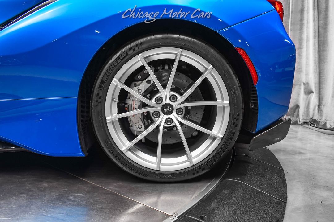 2020 Ferrari 488 Pista