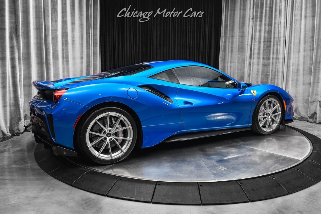 2020 Ferrari 488 Pista