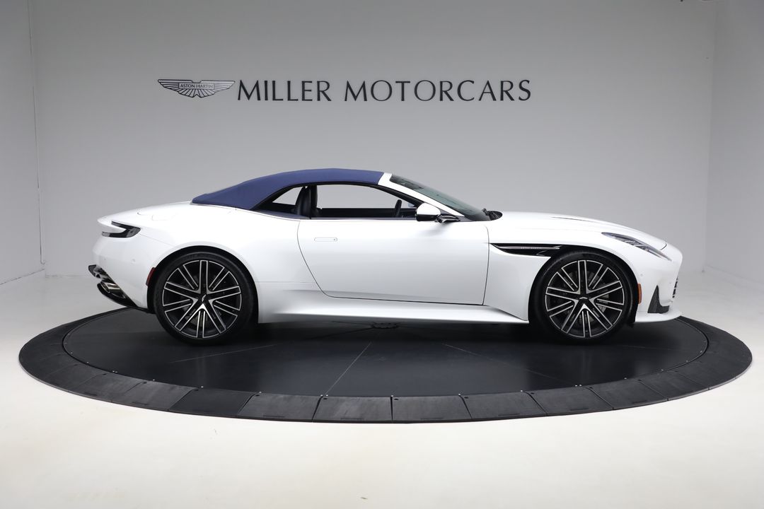 2024 Aston Martin DB12