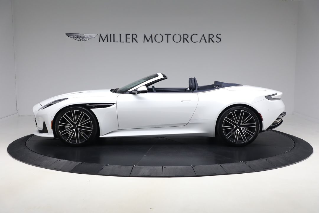 2024 Aston Martin DB12