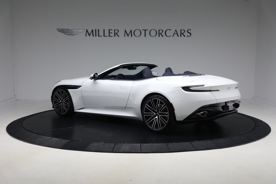 2024 Aston Martin DB12