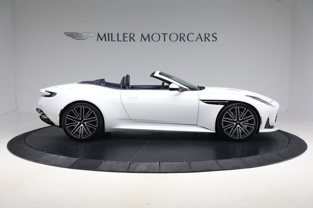 2024 Aston Martin DB12