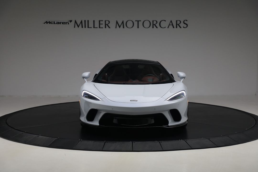 2023 McLaren GT