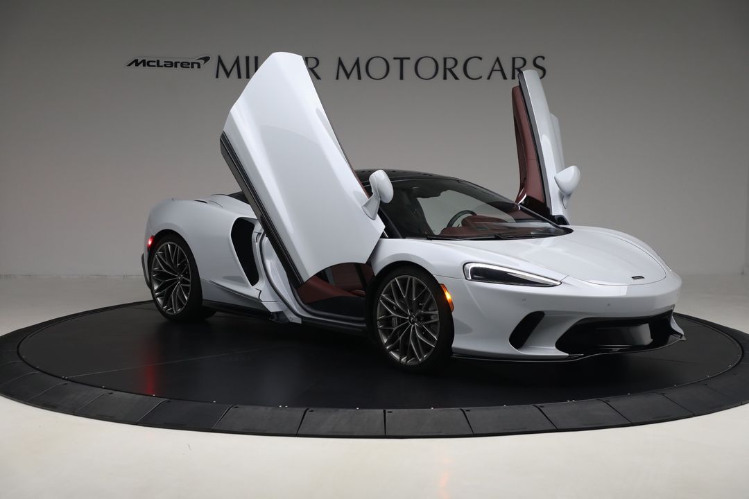 2023 McLaren GT
