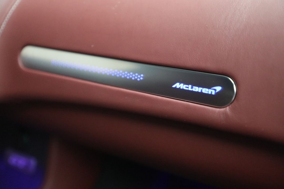 2023 McLaren GT