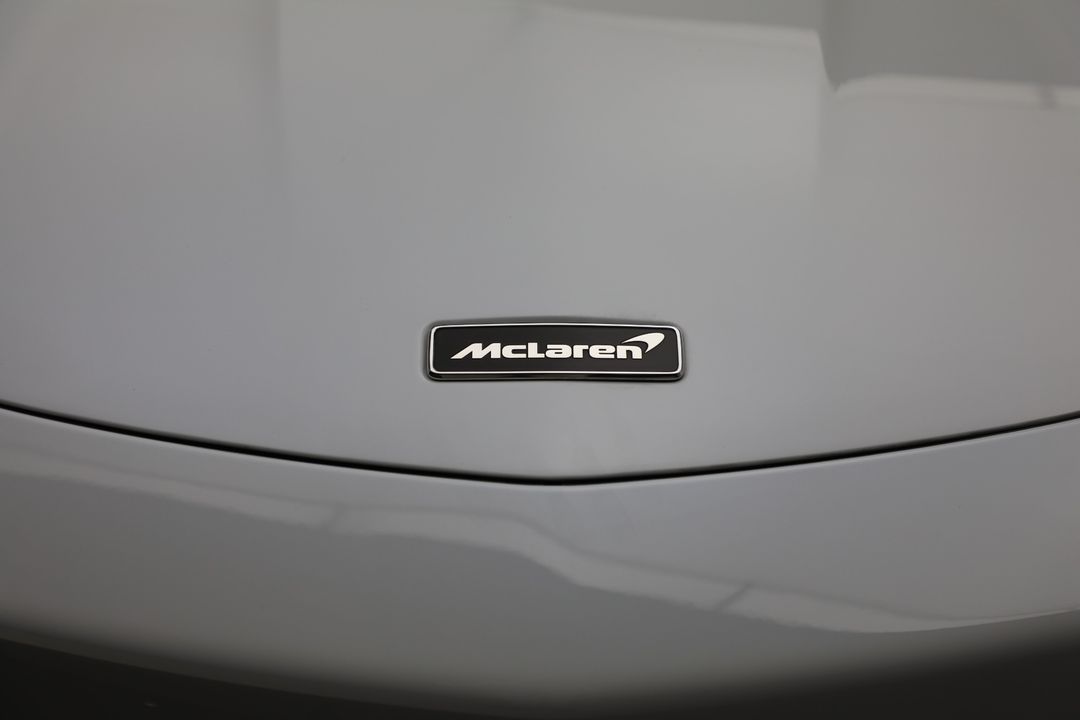 2023 McLaren GT