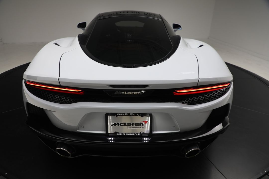 2023 McLaren GT