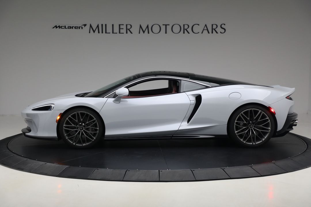 2023 McLaren GT