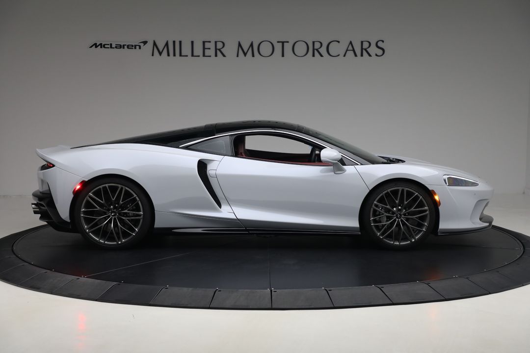 2023 McLaren GT