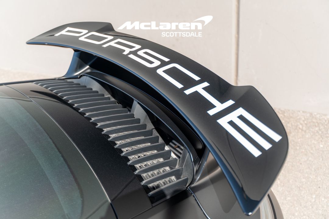 2024 PORSCHE 911