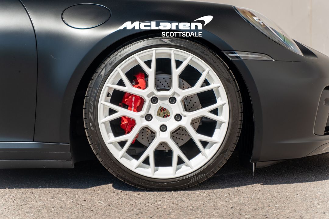 2024 PORSCHE 911
