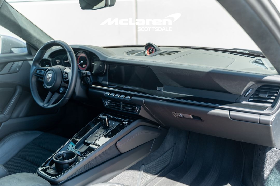2024 PORSCHE 911