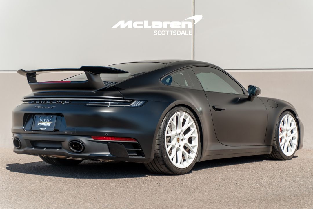 2024 PORSCHE 911