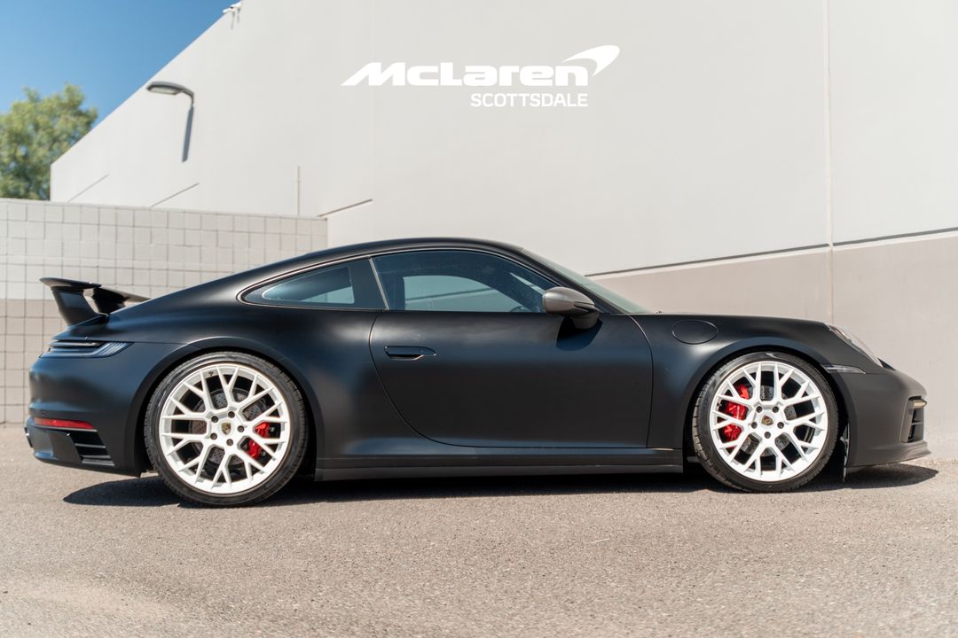 2024 PORSCHE 911