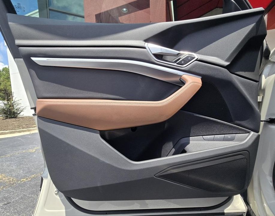 2021 Audi e-tron