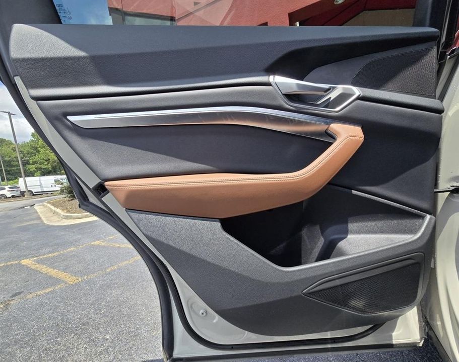 2021 Audi e-tron