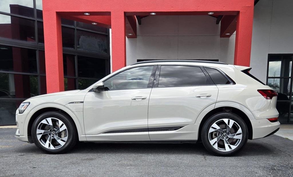 2021 Audi e-tron