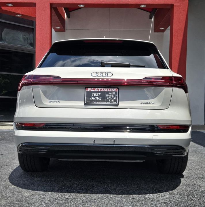 2021 Audi e-tron