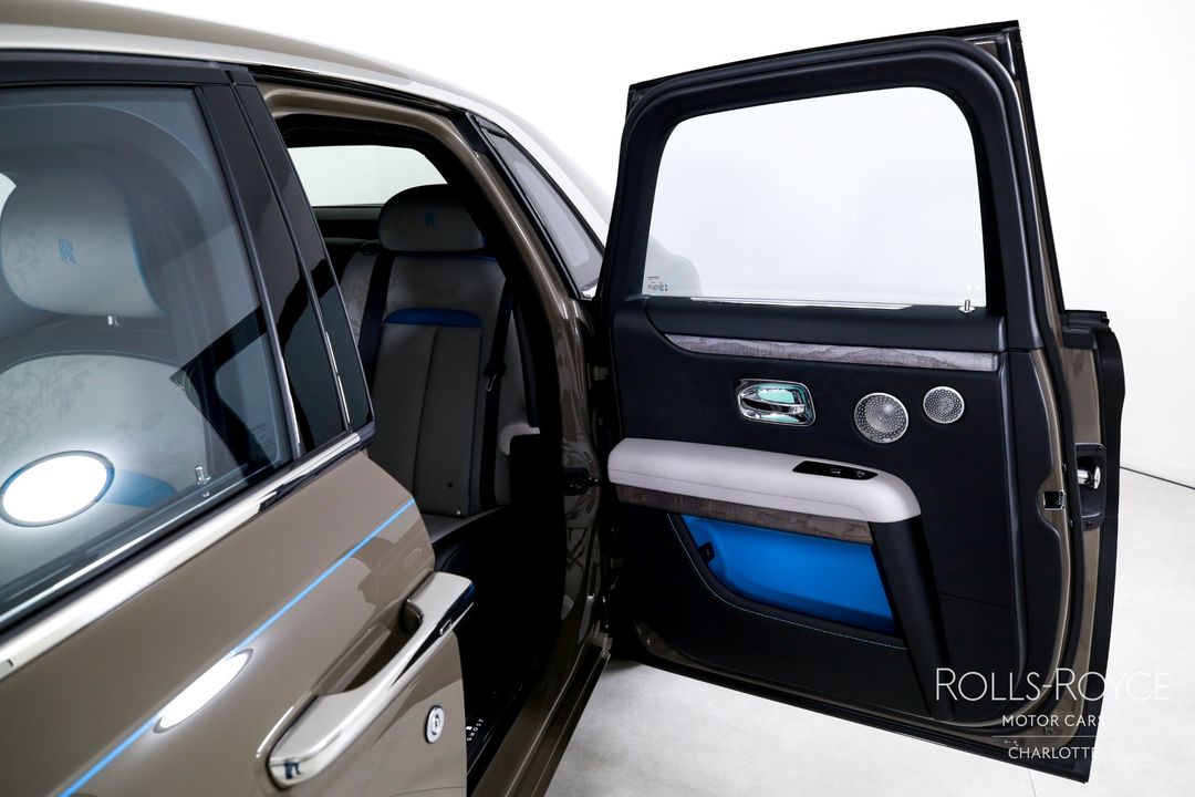 2025 Rolls-Royce Ghost