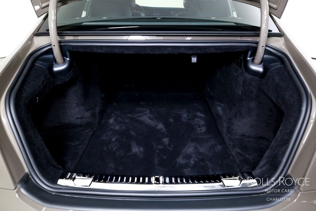 2025 Rolls-Royce Ghost