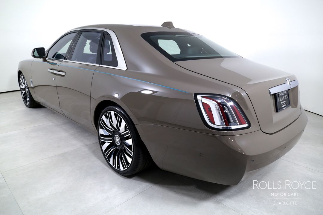 2025 Rolls-Royce Ghost